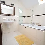 Holiday home Dom Pod Gorskim Niebem